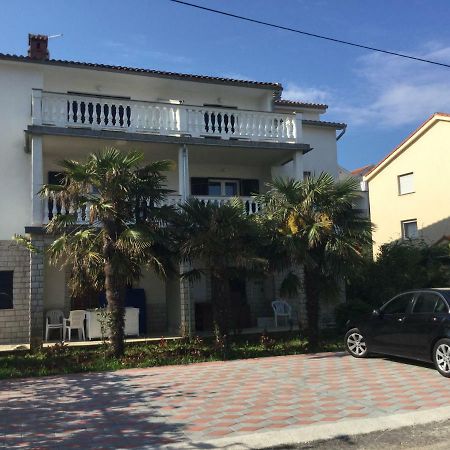 Apartment Arnie 奈维斯 外观 照片