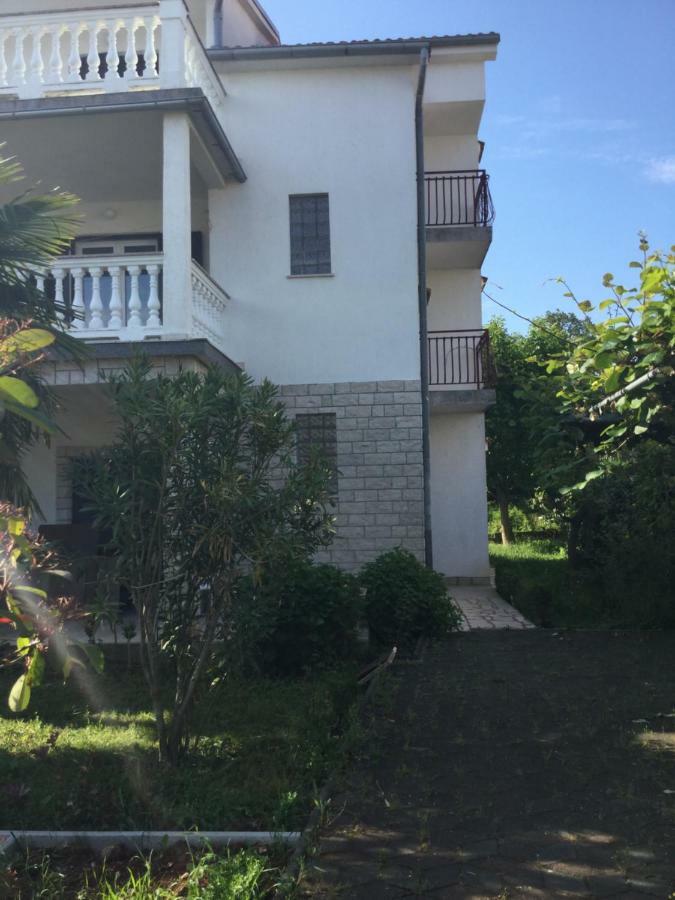 Apartment Arnie 奈维斯 外观 照片
